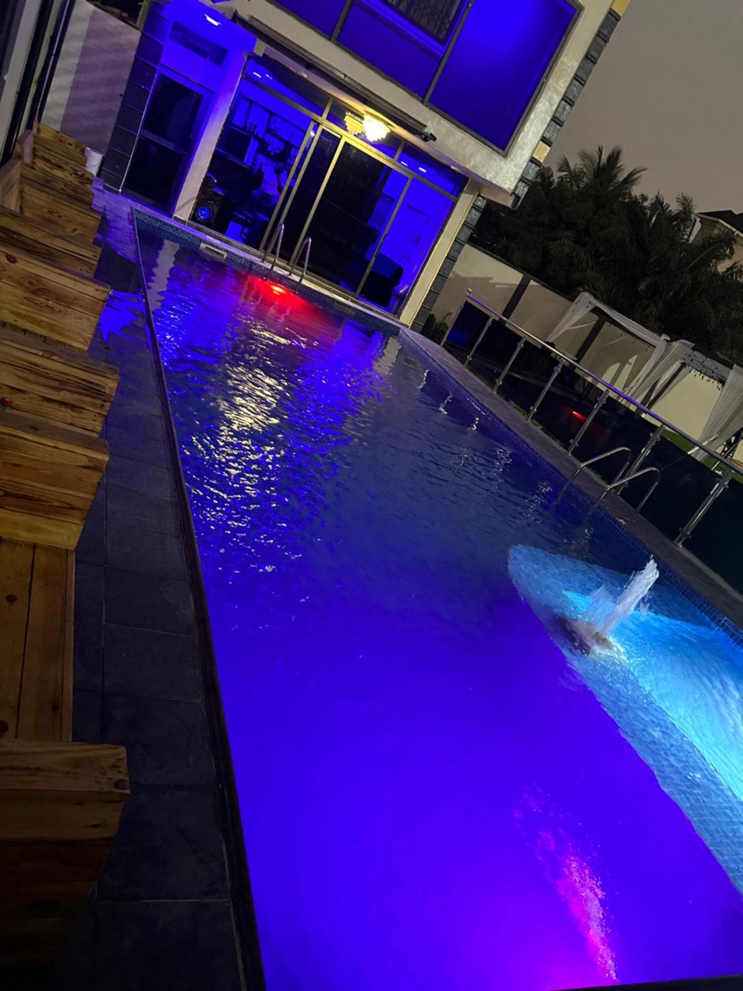 Northwold Hotel Sotuom Kültér fotó